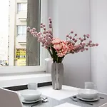 Novel Varsovie