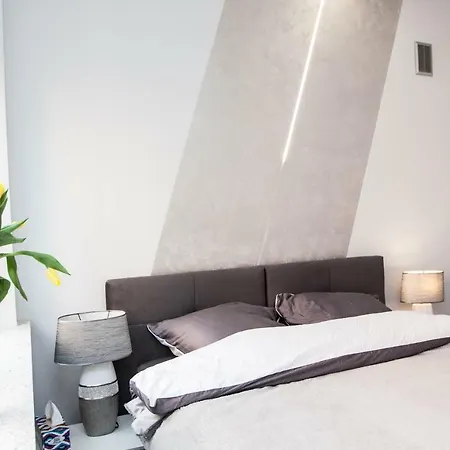 Novel Apartment Warsaw