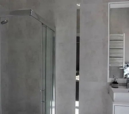 Novel Apartment